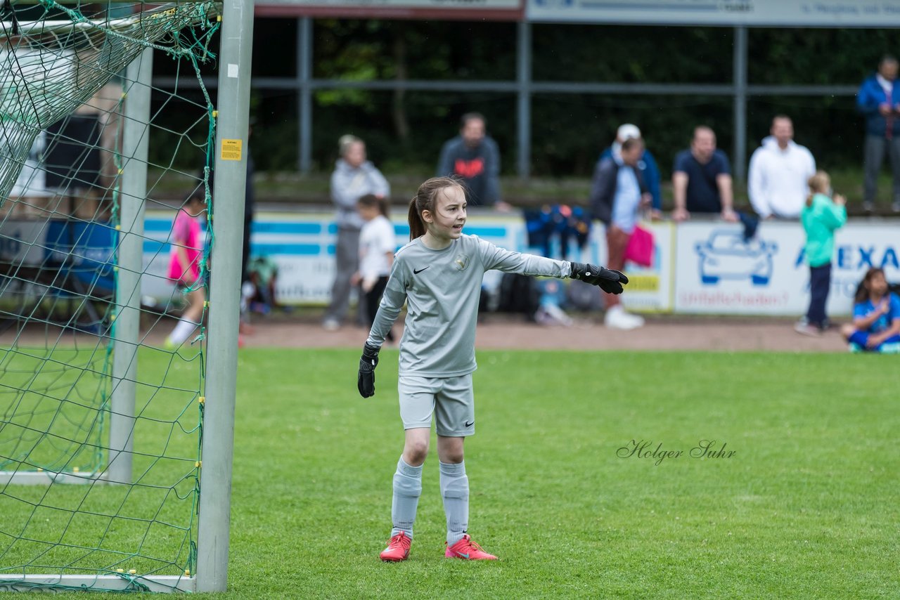 Bild 786 - Loewinnen Cup